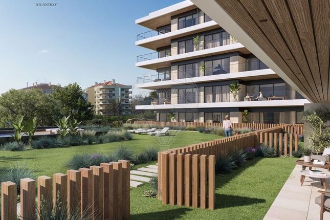 Apartment for sale in Street Name Upon Request, Lisboa, Carcavelos E Parede, Pt
