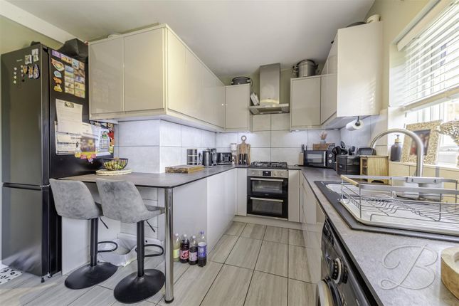 Garside Avenue, Sutton-In-Ashfield photo 2