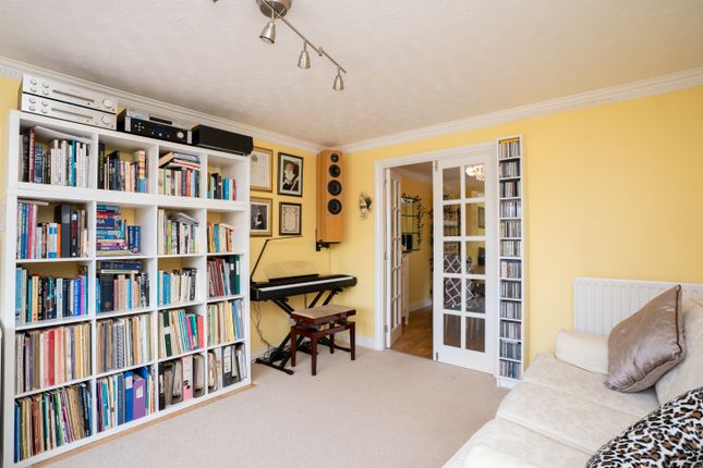 76, Alness Drive, York photo 3