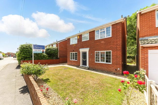 32, Langdale Drive, Pontefract photo 3
