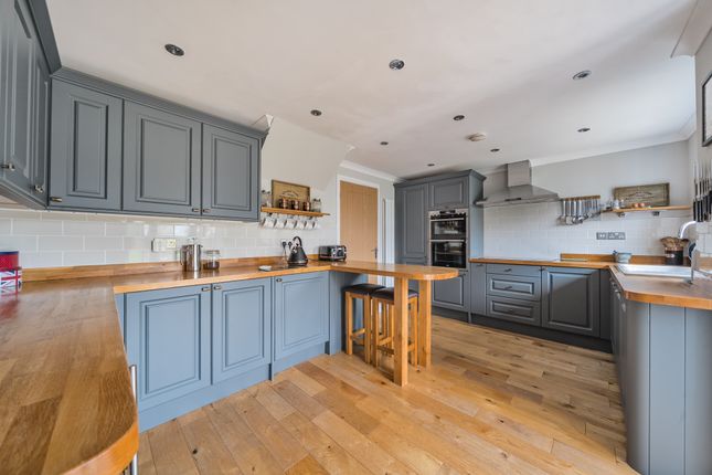 5, Blackstone Avenue, Swindon photo 4