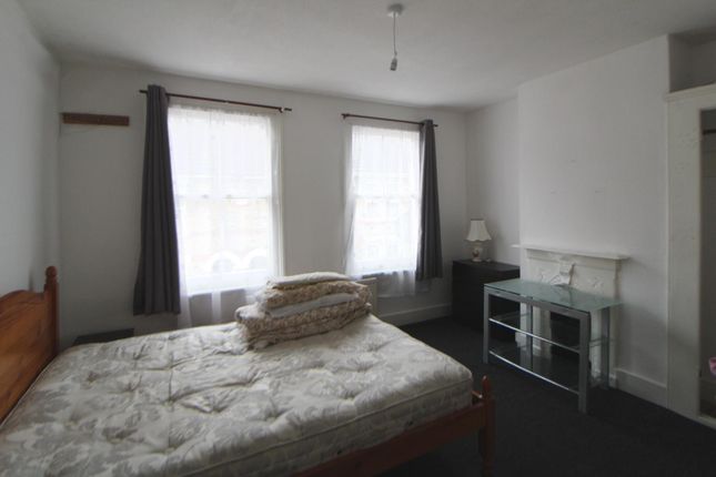 Terraced house to rent in Lester Road, Chatham
