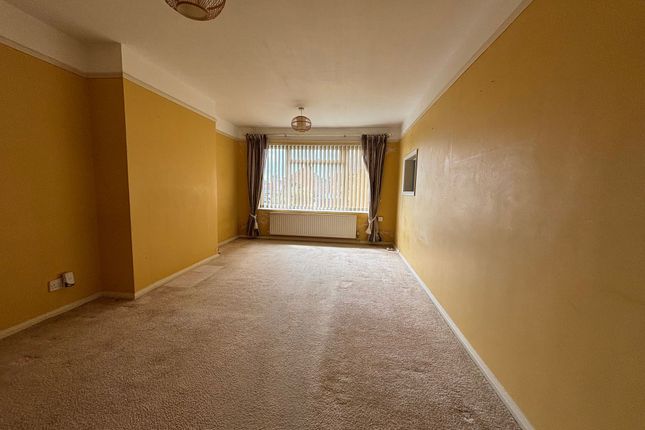 61 Mallard Way, Ipswich photo 2