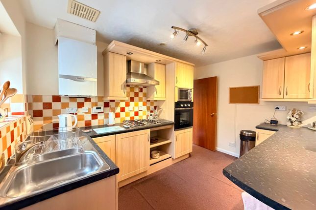 375 Filey Road, Scarborough photo 3