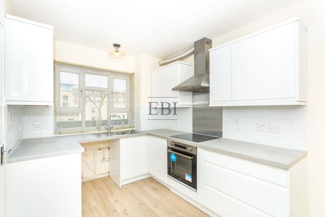 Thumbnail Flat for sale in President House, King Square, London