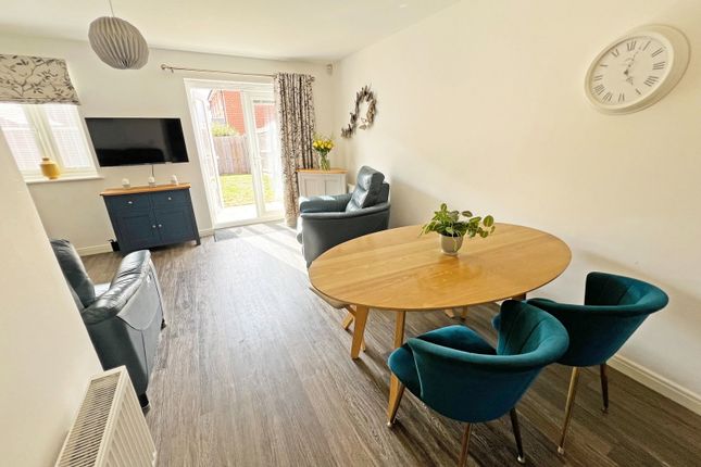 23, Snow Avenue, Leicester photo 4
