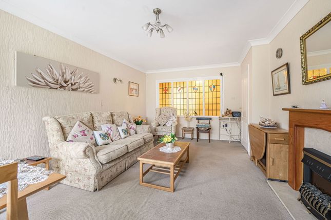 40, Homefield Road, Coulsdon photo 2