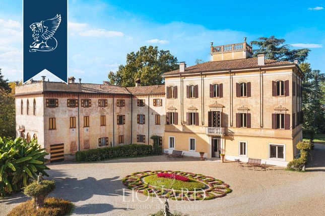 Villa for sale in Fiorano Modenese, Modena, Emilia Romagna