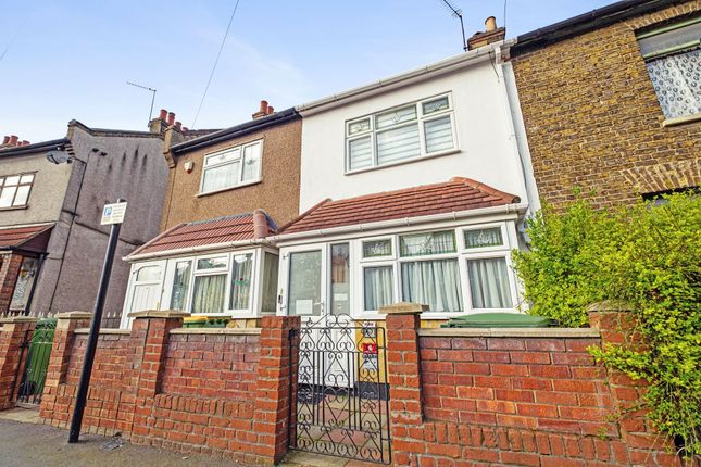 Thumbnail Terraced house for sale in Roman Road, London