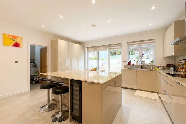 38, Highview Gardens, Edgware, HA8, Edgware photo 4