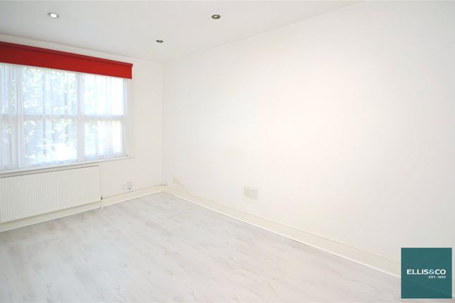 Rosemont Avenue, London photo 3