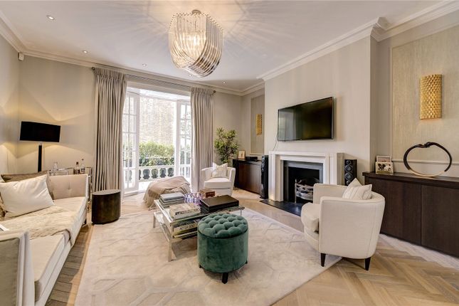 Terraced house for sale in Chesterfield Hill, Mayfair, London