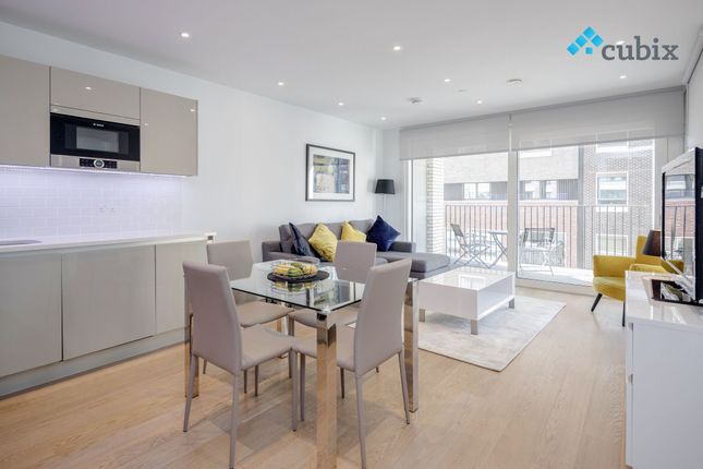 706 Baldwin Point, Sayer Street, London photo 3