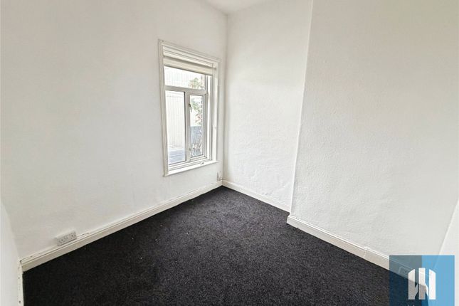 5, George Street, Brighouse photo 5