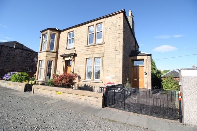 Thumbnail Flat for sale in Ludgate, Alloa