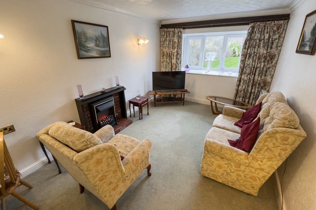 Apartment 17, Sharoe Bay Court, Fulwood photo 3