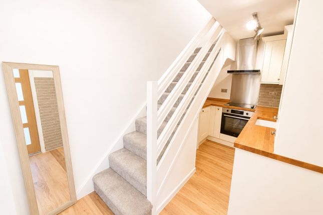 2, Market Court, Bradford photo 3
