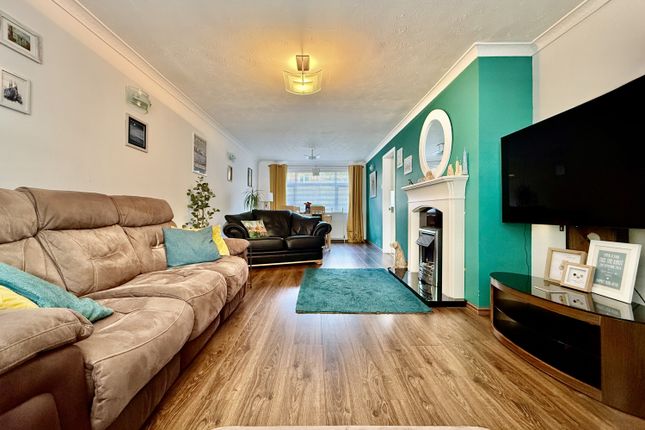 4, Eastdene Way, Peterlee photo 2