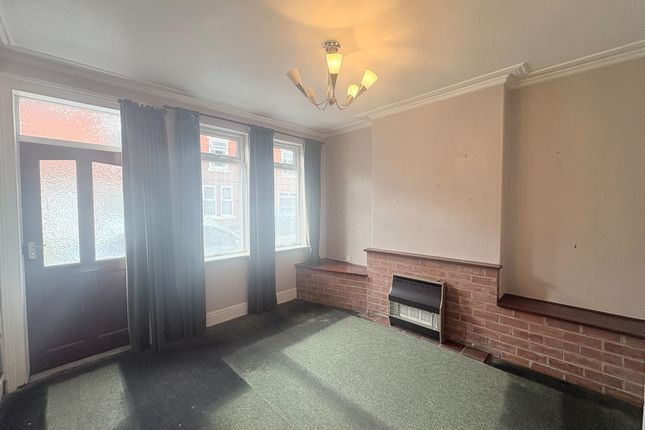 52, Granville Avenue, NOTTINGHAM photo 3