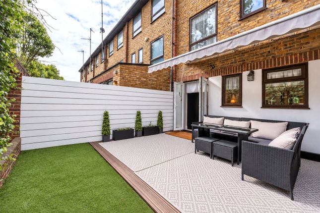 35, Abinger Mews, London photo 3