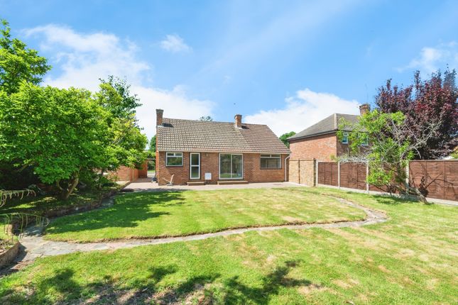 3-bed house on 12, Greenacres, Surrey, £650,000