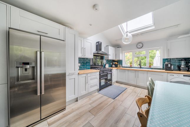 2 Birch Villas,, St. Marks Road, Bracknell photo 3