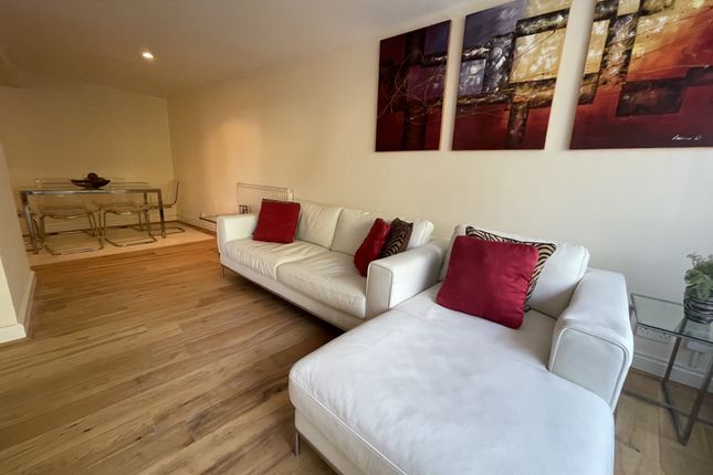 Flat to rent in Beaufort Place, Thompsons Lane, Cambridge
