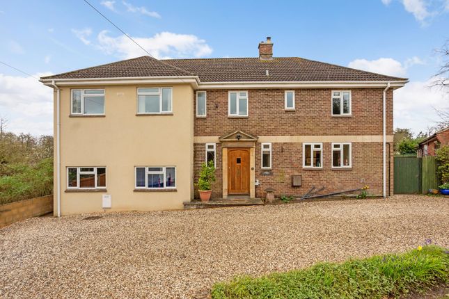 Thumbnail Detached house for sale in Castle Walk, Calne