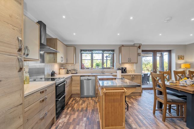 Finch Rise, Rectory Road, Stowmarket photo 4