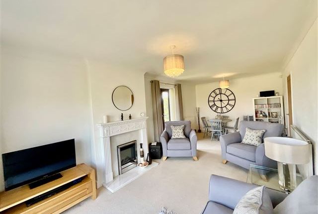 12, Bunkers Hill Killamarsh, Sheffield photo 4