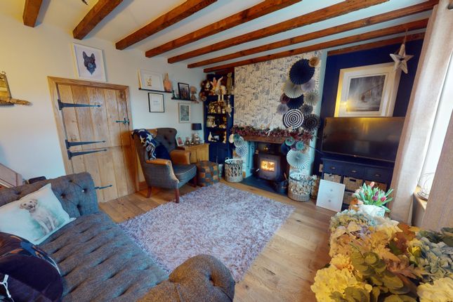 Cottage for sale in Rose Cottages, Stone