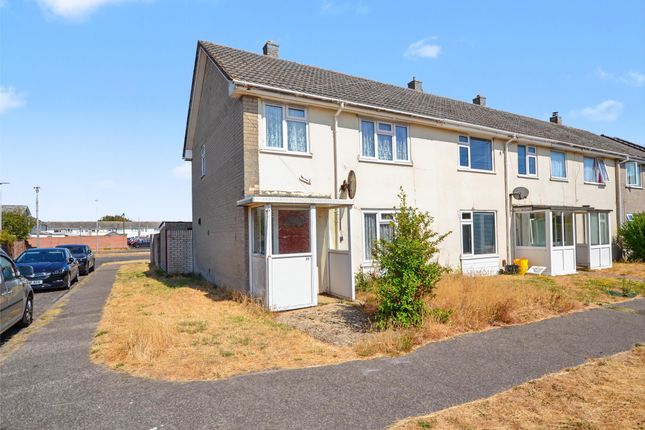 3-bed terraced on 35, Blackberry Lane, Christchurch, £91,000