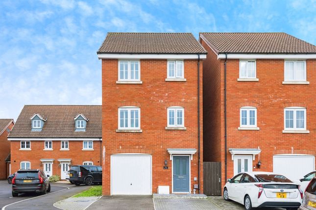 Town house for sale in Blain Place, Royal Wootton Bassett, Swindon