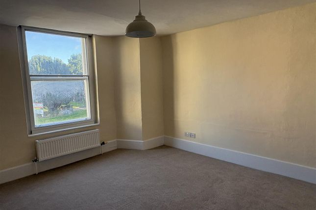 Silver Street, Dursley photo 5