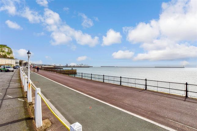 Thumbnail Flat for sale in The Gateway, Dover, Kent