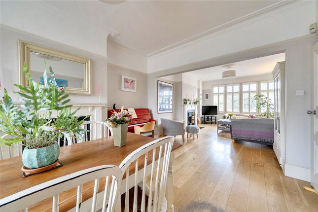 33, Woodberry Crescent, London photo 4