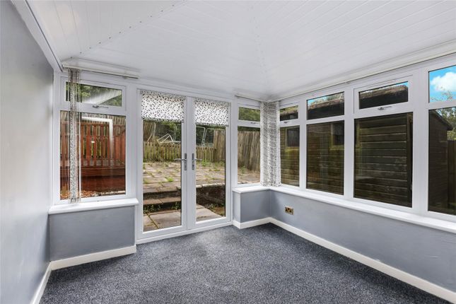 75, Hillside, Kilsyth photo 4