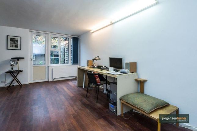 Thumbnail Flat to rent in Droop Street, London