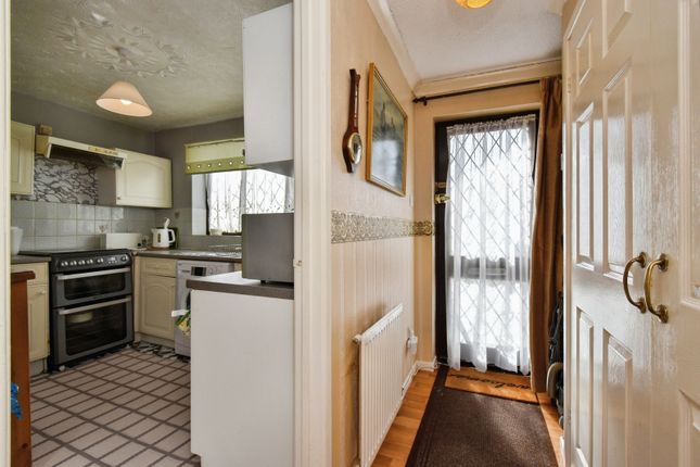 23A,, Rhodfa Brynrhos, Ammanford photo 2