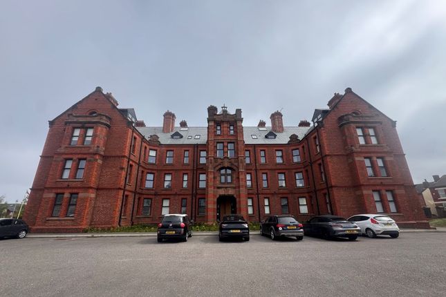 2-bed flat on 3, Gibson House Drive, Wallasey, £70,000