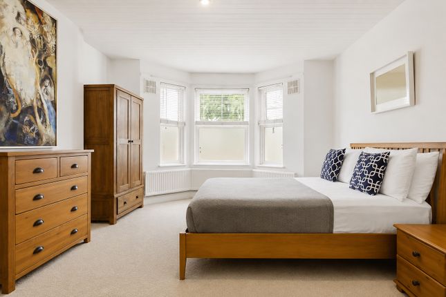 4a, Rucklidge Avenue, London photo 4