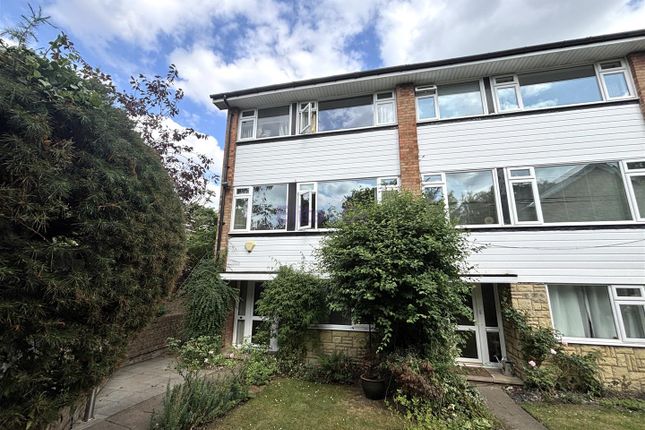 Room 2, 10, Thornton Dene, Beckenham photo 4
