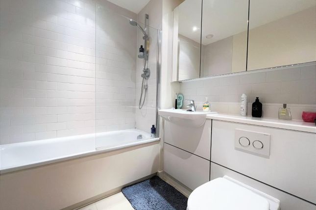 Flat for sale in Fold Apartments, Station Road, Sidcup