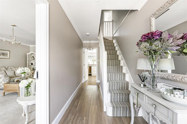 14, Portland Place, Hertford Heath photo 2