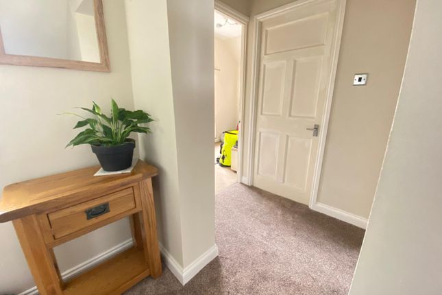 98, Melbourne Road, Ibstock photo 3