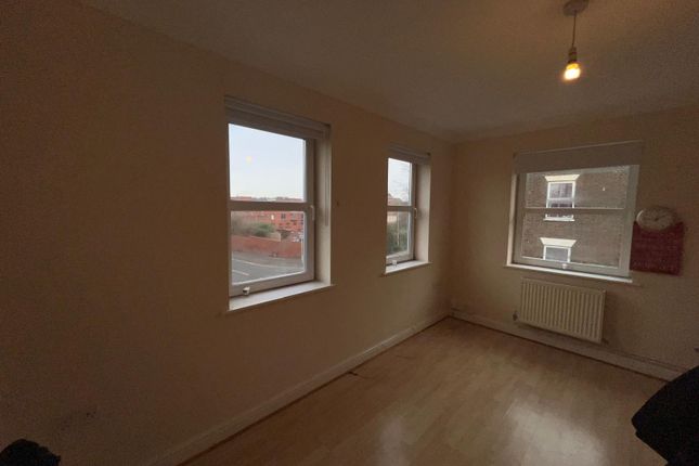 Buxton Road, Luton photo 5