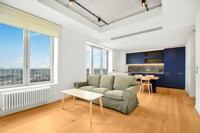 Thumbnail Flat to rent in Serapis House, Canary Wharf