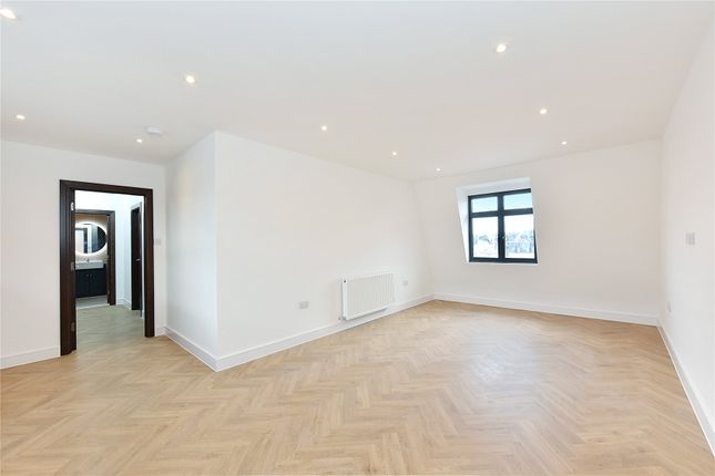 Flat 7, 67B, Plumstead High Street, London photo 4