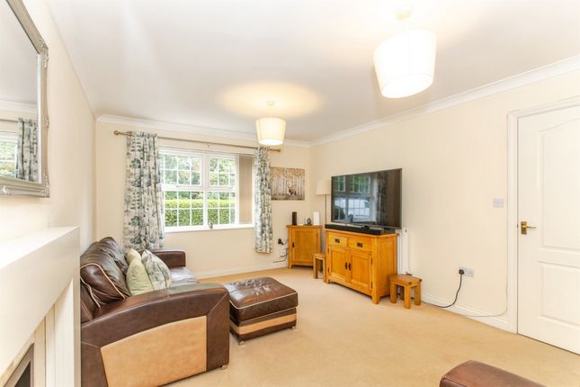 56, Robertson Way, HUNTINGDON photo 4