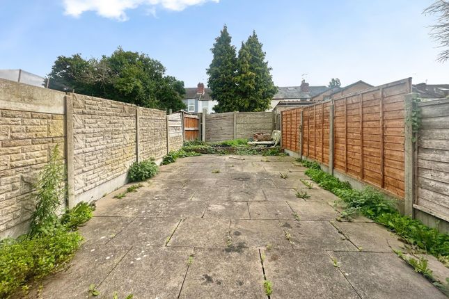 40, Carter Road, Wolverhampton photo 4